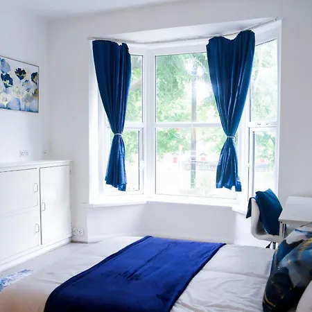 Apartment 1bed Flat Free Parking Mid To Long Discounts Birmingham